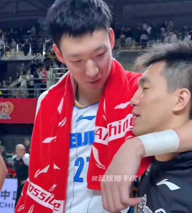 由一名资深